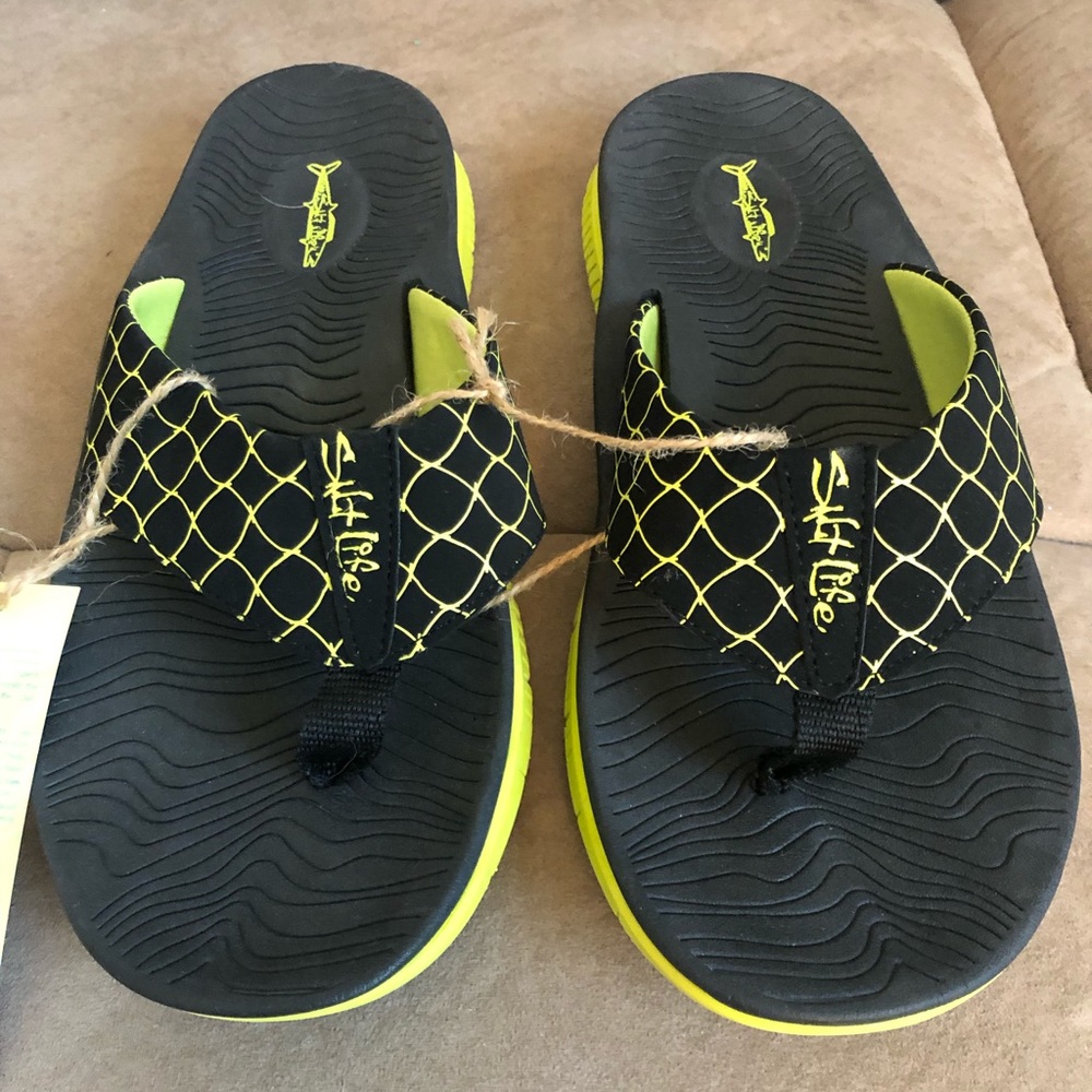 Brand New Salt Life flip flops